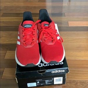 Kid’s adidas size 4 shoes